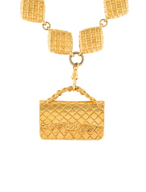 chanel necklace purse